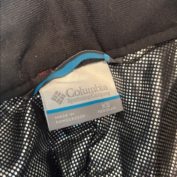 Columbia Women's Snow Pant - Picture 3 of 4